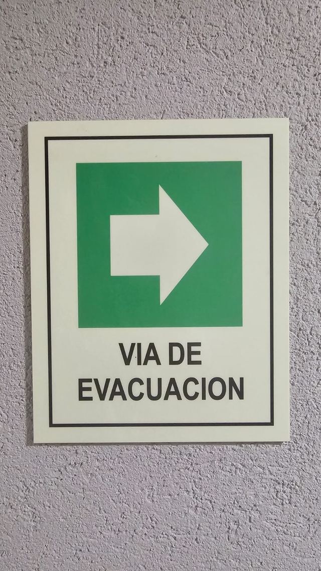 Prevención y emergencias - Señalética de construcción